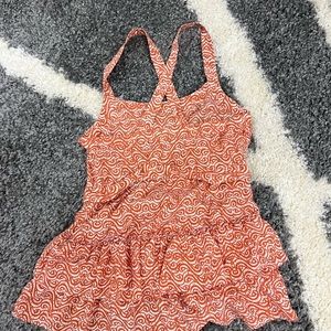 Orange and cream top. Nice and cool.